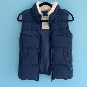 Zara Puffer Vest Size M - New